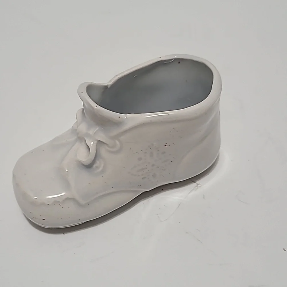 Vintage‎ Porcelain White Baby Bootie Shoe Figurine